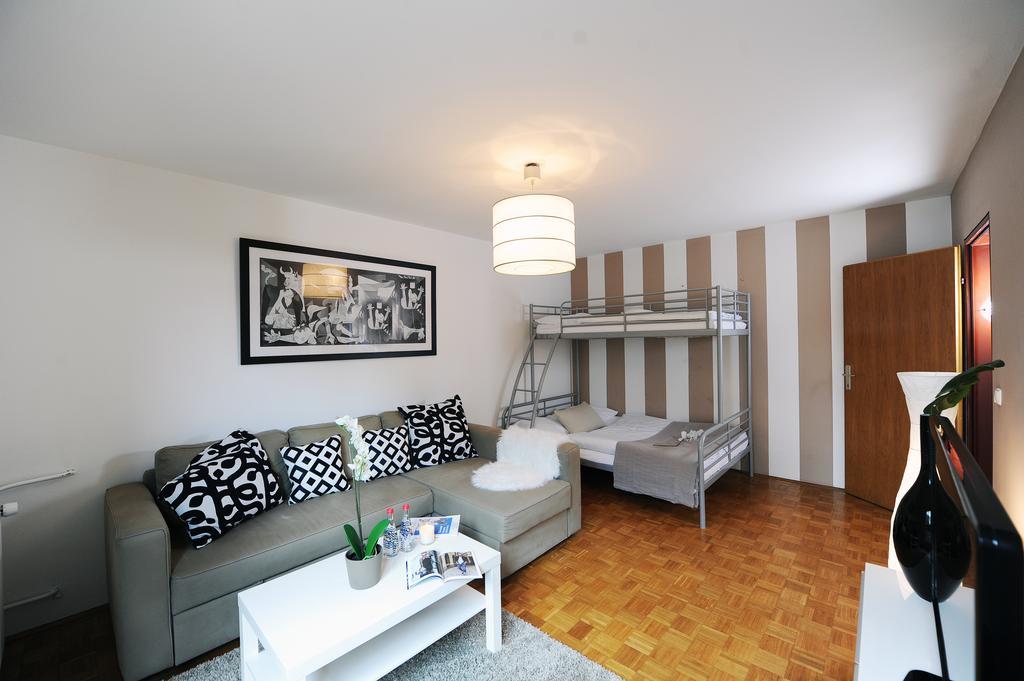 Apartment Trnovo Center Ljubljana Rum bild