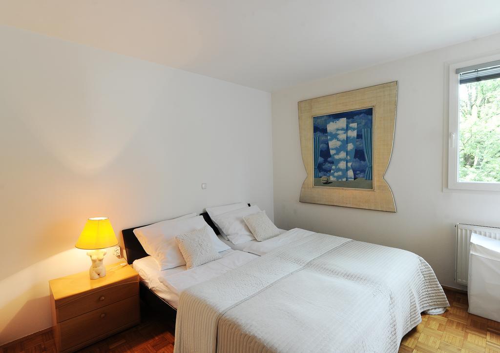Apartment Trnovo Center Ljubljana Rum bild