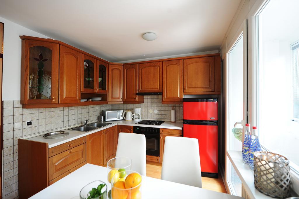 Apartment Trnovo Center Ljubljana Rum bild